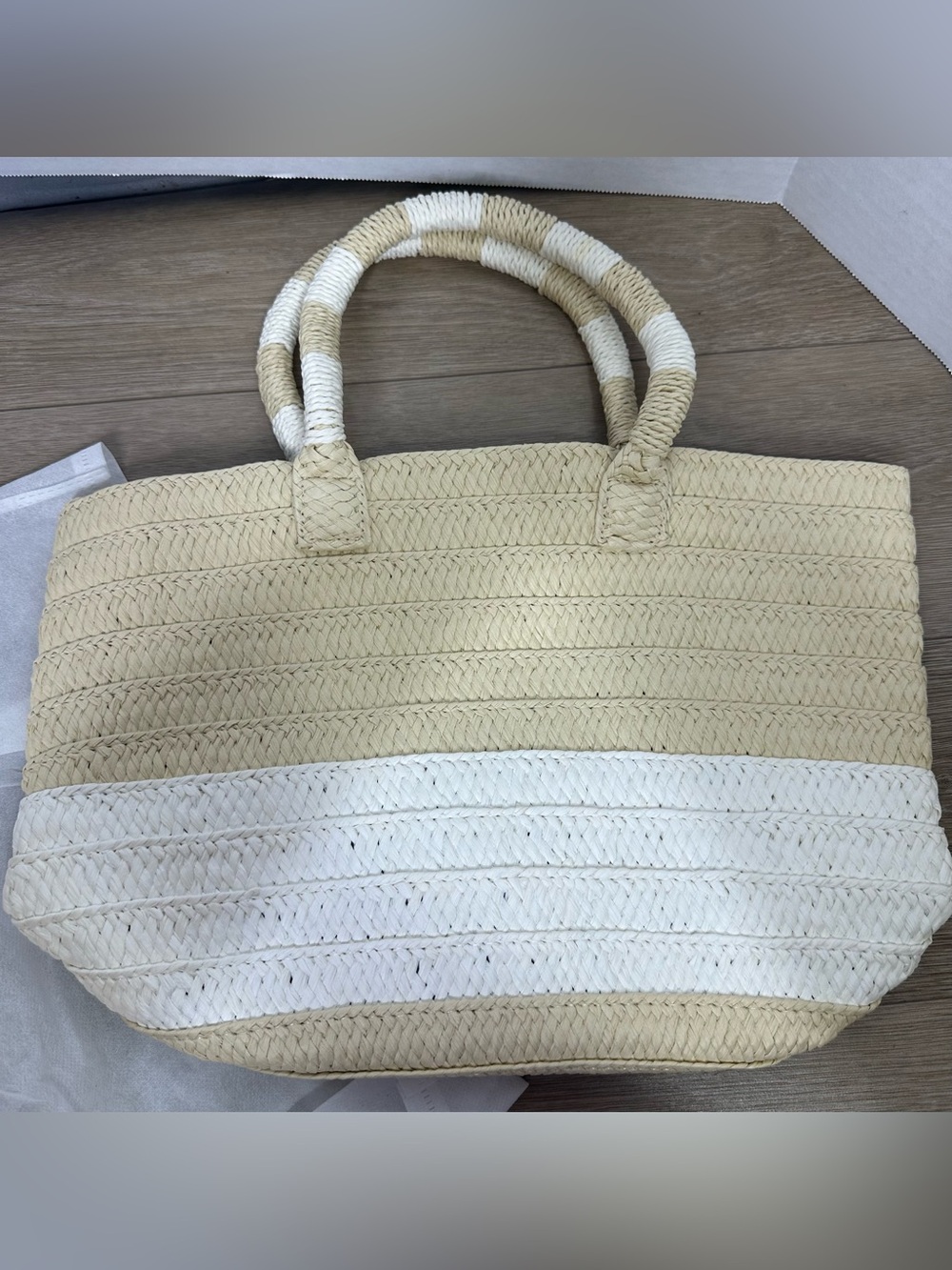 NWT Altru Beige & White Woven Straw Tote Bag